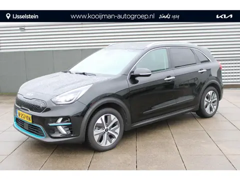 Kia e-Niro DynamicPlusLine 64 kWh Navigatie / Stuur+Stoel Verw / Schuifdak / All-season banden