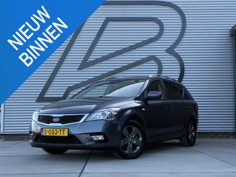 Kia cee'd 1.4 CVVT Seven 2e Eigenaar|Navi|Airco|LM Velgen|Bluetooth|Elektr. Ramen|APK tot 04-2027