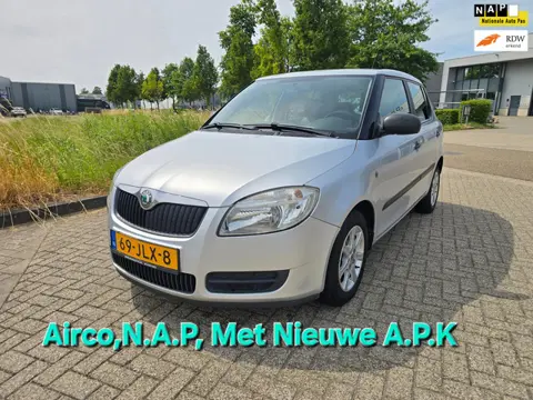 Skoda Fabia 1.2-12V Plus Airco. MET Nieuwe APK