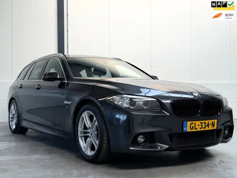 BMW 5-serie Touring 520i M-Sport|Trekhaak|Org NL
