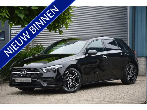 Mercedes-Benz A-Klasse 250 e AMG Line PANORAMADAK | NIGHT-PAKKET | SFEERVERL | KEYLESS | TREKHAAK | 