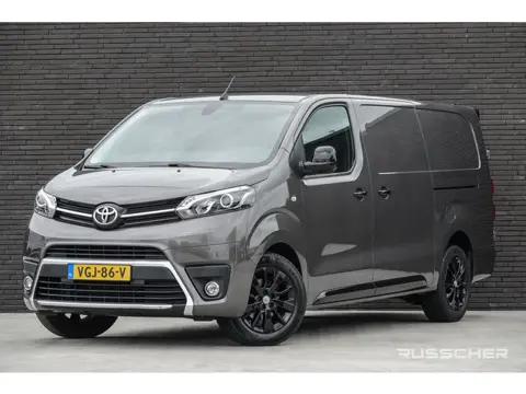 Toyota ProAce Worker 2.0 D-4D 122Pk Aut. | Long | Black Line | 2x Schuifdeur | Achteruitrijcamera | 