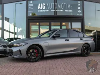 BMW 3-serie 330e | Frozen | M-Sport Pro | Pano | H/K | Memory