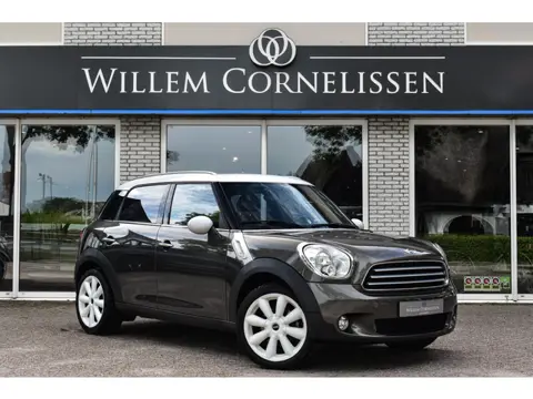 MINI Countryman 1.6 Cooper Chili Leder Sportstoelen NL Auto 18" Bl