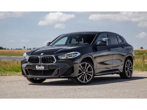BMW X2 xDrive25e High Executive M PAKKET / CARPLAY / CRUISE CONTROLE / BRUIN LEER / STOELVERWARMING