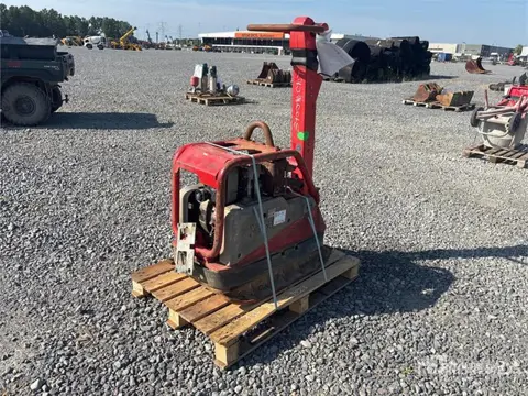 WACKER NEUSON Vibratory Plate Compactor (bj 2018)