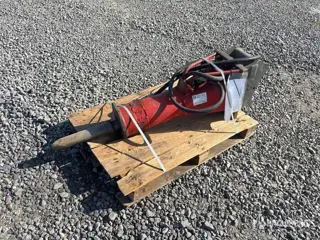 Hydraulic Breaker