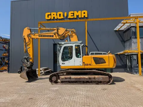Liebherr R 924 C HD S L (bj 2008)