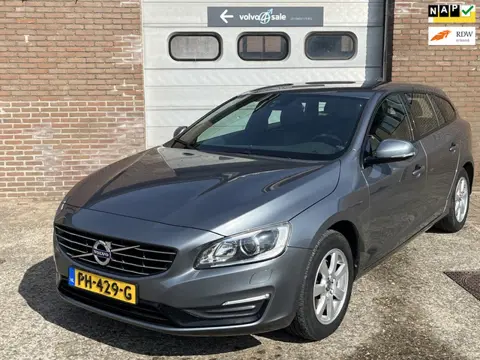 Volvo V60 2.0 D2 Polar+ Dynamic Leder Xenon 2017