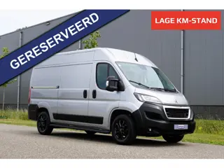 Peugeot Boxer 335 2.2 BlueHDi 140 L2H2 Asphalt in Nieuwstaat |7.026 kilometer |BPM vrij |1e eigenaar