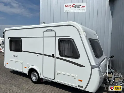 Eriba Nova Light 465 luifel mover hordeur