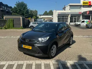Toyota Aygo X 1.0 VVT-i MT Play Keyless ,Climate cont, stoelverwarm, start/stopknop , zeer compleet