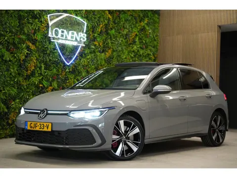 Volkswagen Golf 1.4 eHybrid GTE / Pano / HUD / Trekhaak / Camera