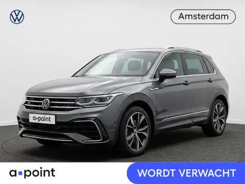Volkswagen Tiguan 1.5 TSI R-Line Business 150 PK | Automaat ( DSG ) | Panoramadak | Camera | 20 Inch