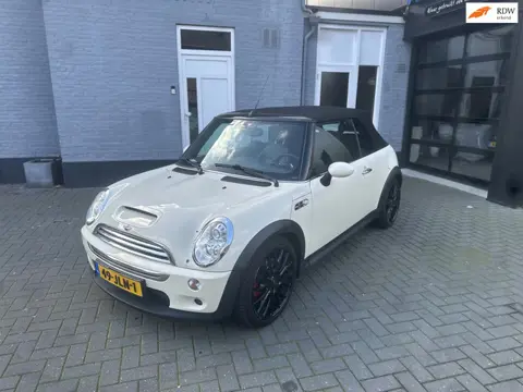 Mini Mini Cabrio 1.6 Cooper S | NAVI | XENON | NW APK |