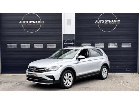 Volkswagen Tiguan 1.5 TSI R-Line Business+ DSG Panoramadak | HUD | Navi
