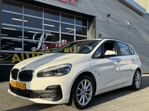 BMW 2-serie Active Tourer 225xe iPerformance eDrive Edition - AUTOMAAT I Navigatie I Airco I PDC I S