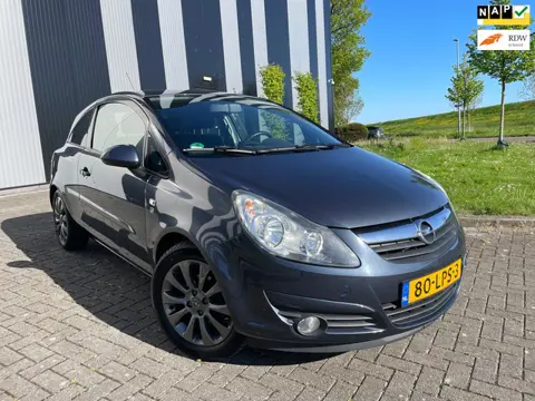 Opel Corsa 1.2-16V '111' Edition 2e Eigenaar-Airco-Cruise-Lmv-2 Sleutels