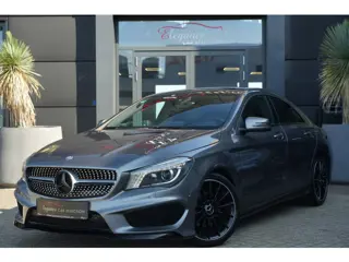 Mercedes-Benz CLA-Klasse 180 AMG 123pk Panoramadak/Navigatie/Stoelverwarming
