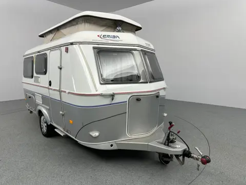 Eriba Touring Triton 430 GT Voortent