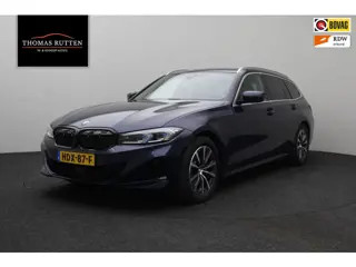 BMW 3-serie Touring 320e 2023 | Connected Services | Carplay | DAB Radio | Stuurverwarming | Adaptiv