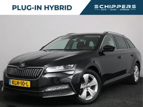 Skoda Superb Combi 1.4 TSI iV Style 204pk | LED Matrix | Elektrisch bedienbare stoelen