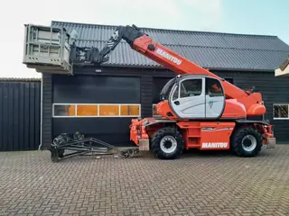 Manitou MRT 2150 Plus Privilege Remote - Manbasket - Winch