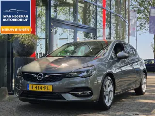 Opel Astra 1.2 Edition | Navigatie | Apple Carplay | Trekhaak | Parkeersensoren + Camera | Licht met