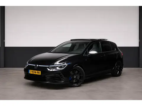 Volkswagen Golf 2.0 TSI R 4Motion Pano IQ Light Camera