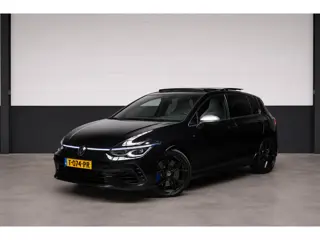 Volkswagen Golf 2.0 TSI R 4Motion Pano IQ Light Camera