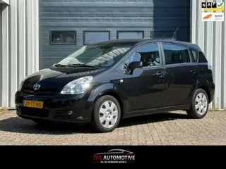 Toyota Verso 1.8 VVT-i Sol CLIMA / CRUISE / APK / NAP