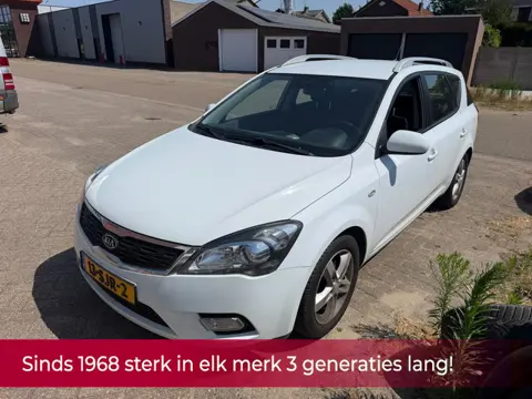 Kia Cee'd Sporty Wagon 1.4 CVVT Navigator Plus Pack! NL AUTO NAP! NAVI l Camera l Cruise l Airco l L
