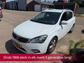 Kia Cee'd Sporty Wagon 1.4 CVVT Navigator Plus Pack! NL AUTO NAP! NAVI l Camera l Cruise l Airco l L