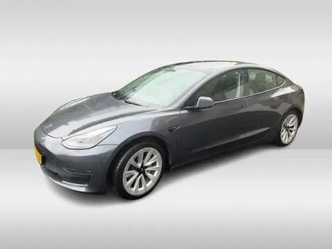 Tesla Model 3 Long Range AWD 75 kWh / FACELIFT / Autopilot / Panoramadak / Camera / Leder / 20'' / L