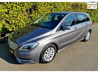 Mercedes-Benz B-klasse 200 Automaat Navi PDC Dealer Onderhouden Trekhaak Airco