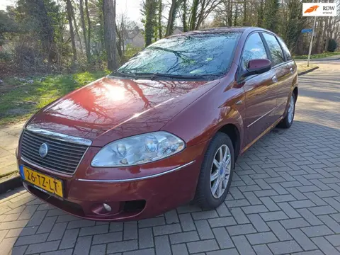 Fiat Croma 2.2-16V Dynamic Automaat