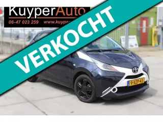 Toyota Aygo 1.0 VVT-i x-play dealer onderhouden CAMERA MULTIMEDIA