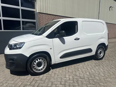Citroën Berlingo 1.2 PureTech 130pk Benzine Aut. Arco,Cruise,Navi,Pdc