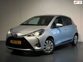 Toyota Yaris 1.5 VVT-i Aspiration /Clima/Cruise/Camera/Keyless/CarPlay/LED/Lane/Bots