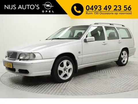 Volvo V70 2.5 Exclusive-Line | MEENEEMPRIJS | leder | airco | kanteldak | radio