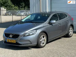 Volvo V40 2.0 D2 Momentum, Airco, Digitale Dash, Navi, Lm Velgen !