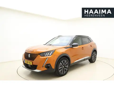 Peugeot e-2008 EV GT Pack 50 kWh 136 PK | Panorama Dak | Alcantara | Stoel verwarming | Navigatie | 