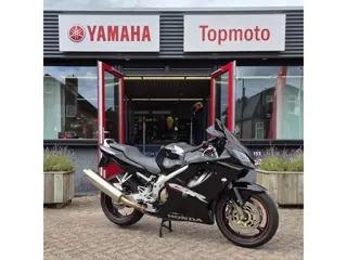 Honda CBR 600 F (bj 2005)