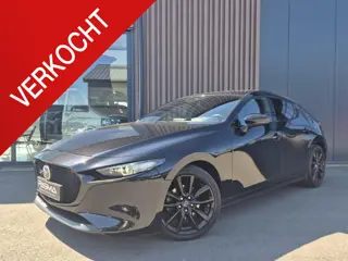 Mazda 3 2.0 e-SkyActiv-X M Hybrid 180 Luxury | 360 camera | HUD | Bose | Side assist