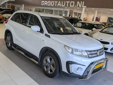 Suzuki Vitara 1.6 Comfort Trekhaak, Airco, Apple Carplay, Stuurbekrachtiging