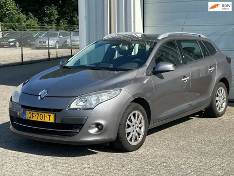 Renault Mégane Estate 1.6 110pk Dynamique | Leder | Navigatie | Trekhaak | ECC