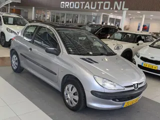 Peugeot 206 1.4 XR Stuurbekrachtiging (bj 1999)