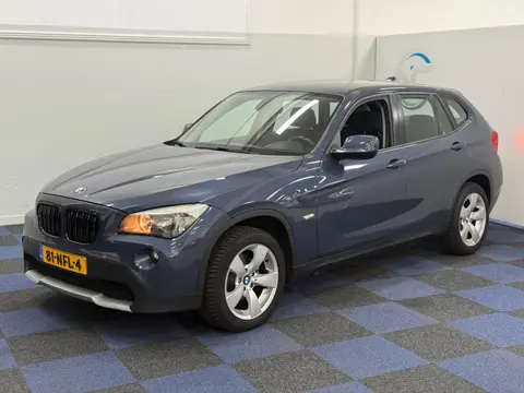 BMW X1 SDrive18i Executive / KETTING VERVANGEN / RIJDT SCHAKELT GOED / NAVII