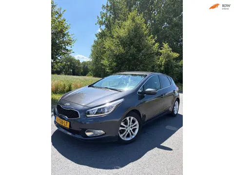 Kia Cee'd 1.6 GDI Super Pack Premium, Memory, keyless, stuurverwarming, Leer
