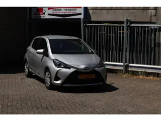 Toyota Yaris 1.0 VVT-i Aspiration (bj 2017)
